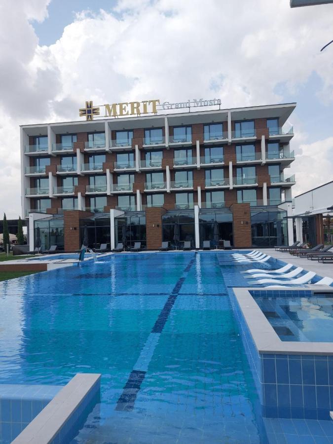 Merit Grand Mosta Spa Hotel & Casino Svilengrad Exterior foto